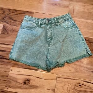 Salty Savage jean shorts, M
